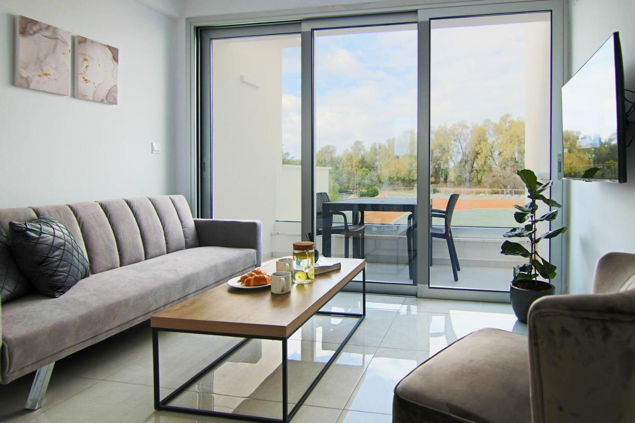 Phaedrus Living - Seaside Executive Flat Harbour 202 Apartment Пафос Екстериор снимка